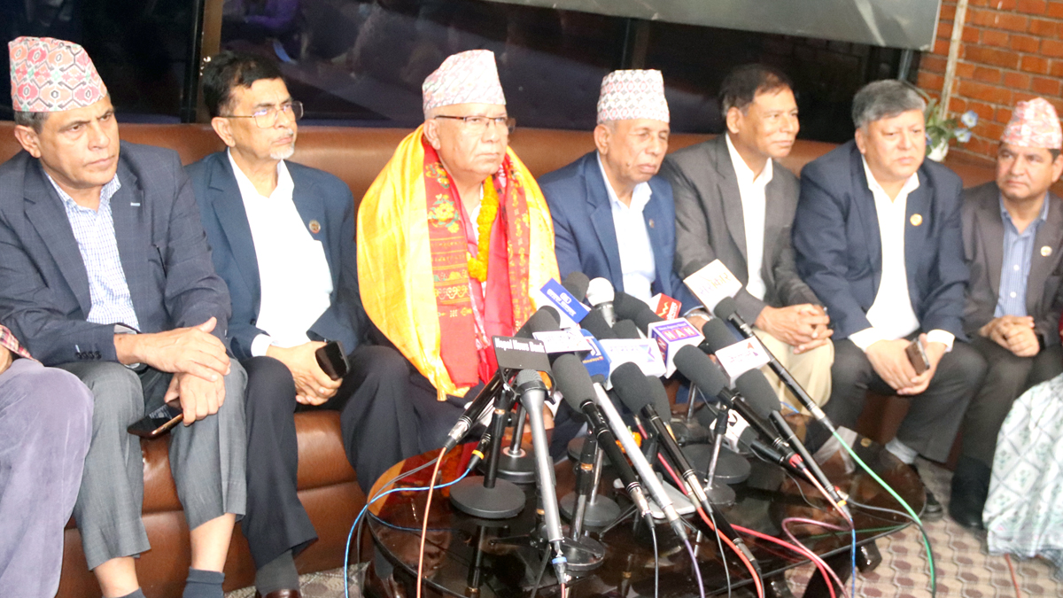 ललिता निवास प्रकरणको अनुसन्धानमा मेराे सहयोगी भूमिका रहन्छ : माधव नेपाल